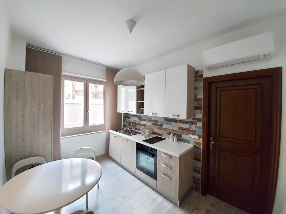 Isabella D'Aragona Guest House Barletta Exterior photo